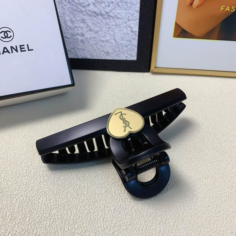 YSL Hair Grab Clip  (5)